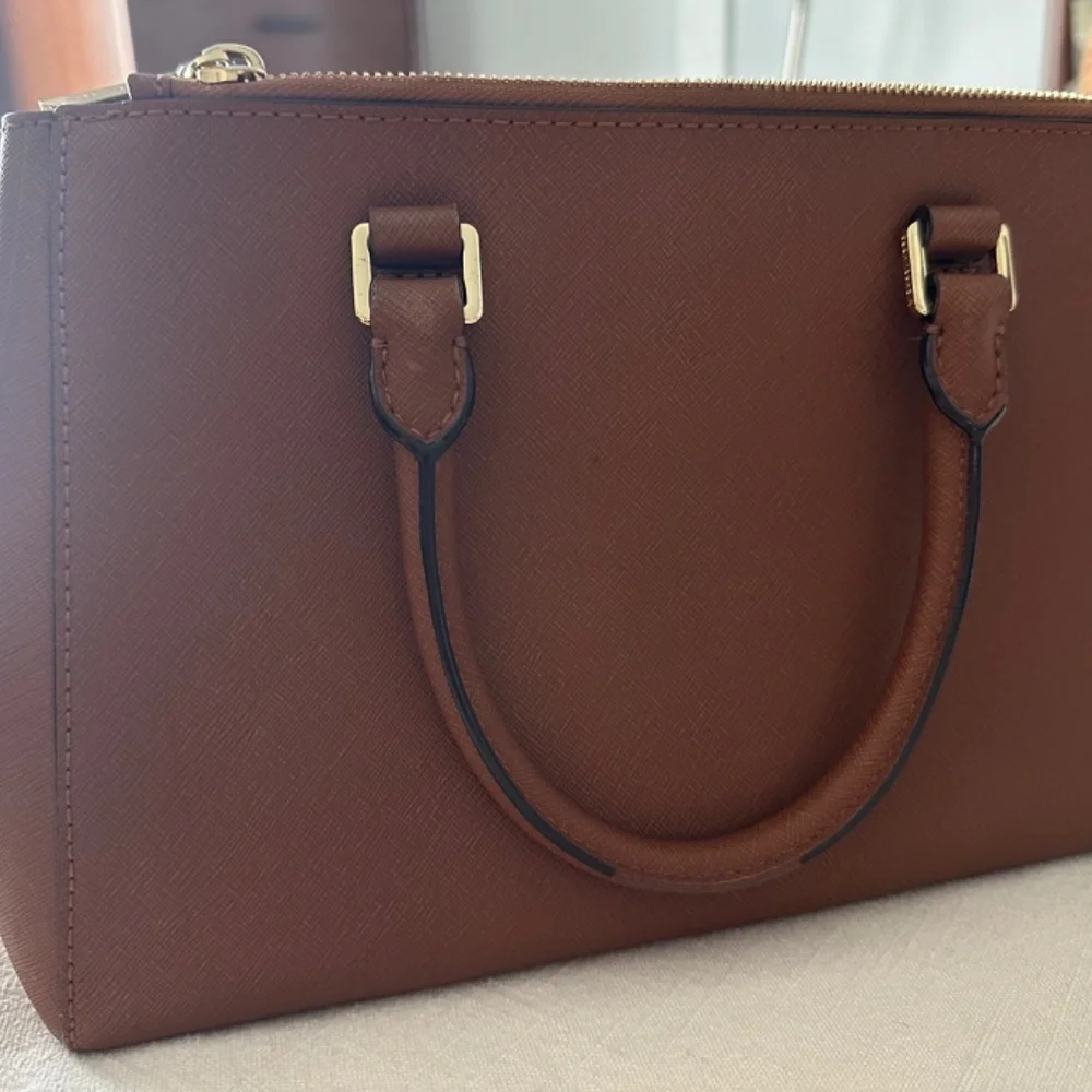 Michael Kors small Sutton Brown Saffiano Leather satchel - Picture 2 of 7